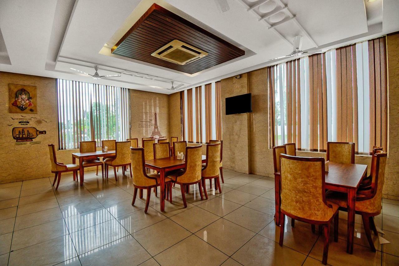 Kashipur Capital O 40833 Maharaja Hotel & Restaurant المظهر الخارجي الصورة