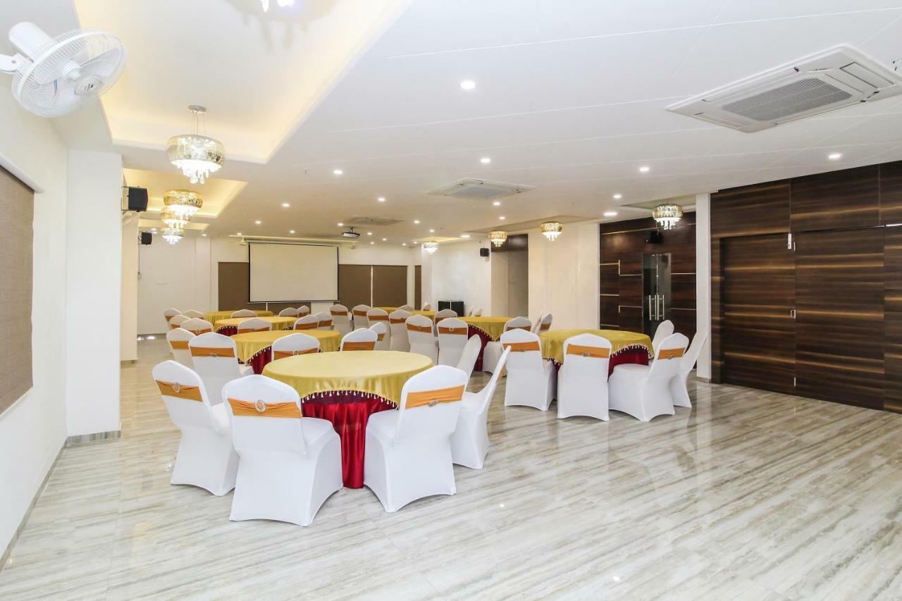 Kashipur Capital O 40833 Maharaja Hotel & Restaurant المظهر الخارجي الصورة